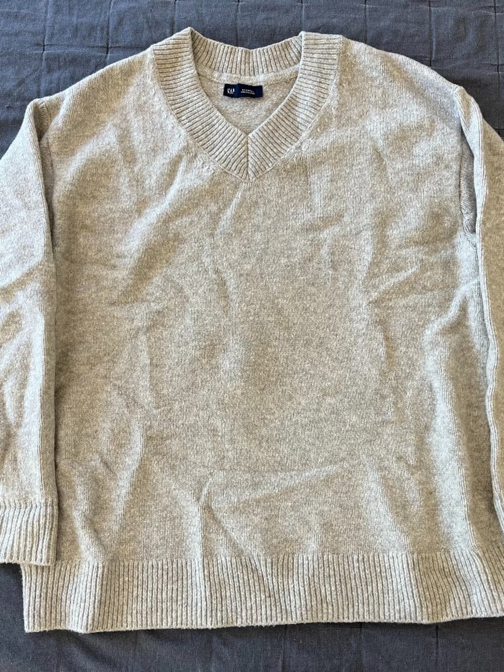 Women's Gap CashSoft Oversized V-Neck Sweater